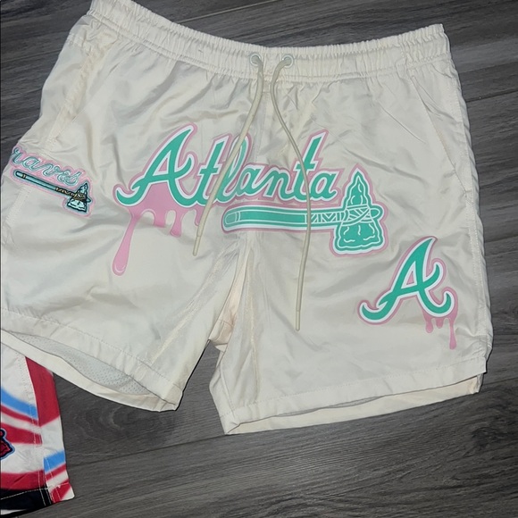 Atlanta Braves Colorful and White Shorts - Picture 2 of 6